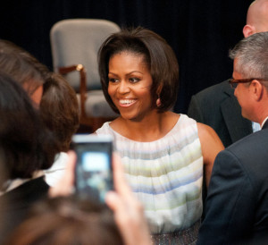 First Lady Michelle Obama met with some of the people responsiable for the new Food Icon MyPlate that was announced on Thursday, Jun. 2, 2011in the Jefferson Auditorium, U. S. Department of Agriculture (USDA). This new icon will replace the USDA’s MyPyramid image as the government’s primary food group symbol.  MyPlate is an easy-to-understand visual cue to help consumers adopt healthy eating habits that are consistent with the 2010 Dietary Guidelines for Americans.  MyPyramid will remain available to interested health professionals and nutrition educators in a special section of the new website. USDA photo by Lance Cheung.